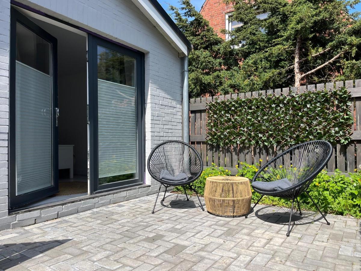 Apartment Meerzeit Mit Terrasse Хузум Екстериор снимка
